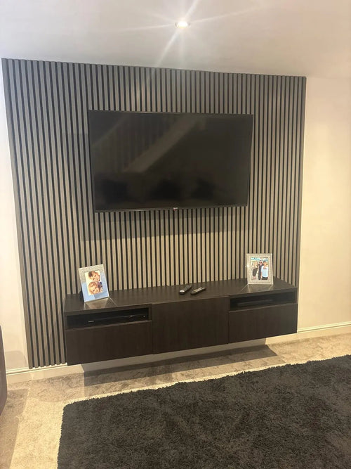 Customer slat wall
